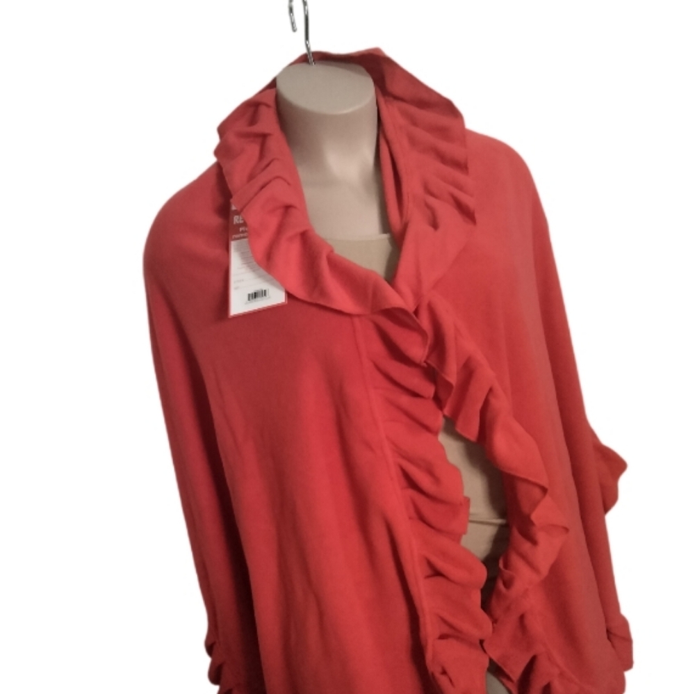 Red shawl - Picture 2 of 7